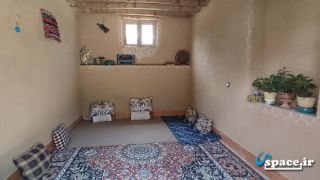 نمای داخلی اتاق اوتوتک اقامتگاه بوم گردی گل محمد - سمیرم - روستای علی آباد سیور